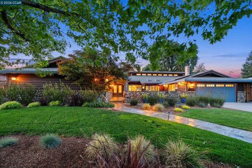 2216 Blackstone Dr, Walnut Creek, CA, 94598-3723 | Card Image