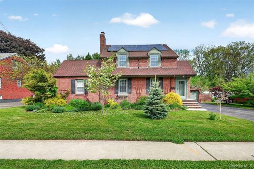 234 North St, Newburgh, NY, 12550-3131 | Card Image