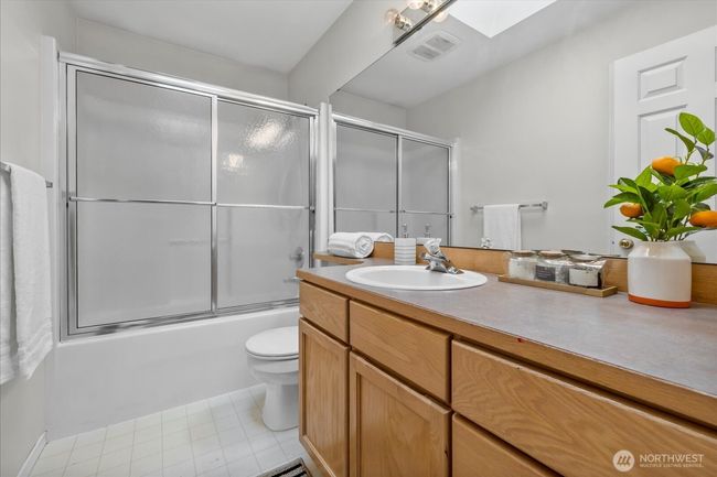 APT-9A - 16606 35 Th Ave Se, Townhouse with 3 bedrooms, 3 bathrooms and null parking in Bothell WA | Image 15