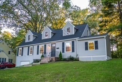 8 Garden St, Auburn, MA, 01501-2208 | Card Image