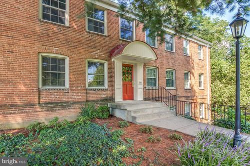 102-b-2401 Arlington Blvd, ARLINGTON, VA, 22201-1313 | Card Image
