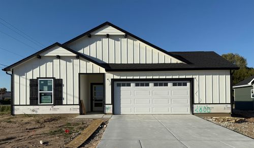 2800 S Maize Ct, Wichita, KS, 67215-8915 | Card Image