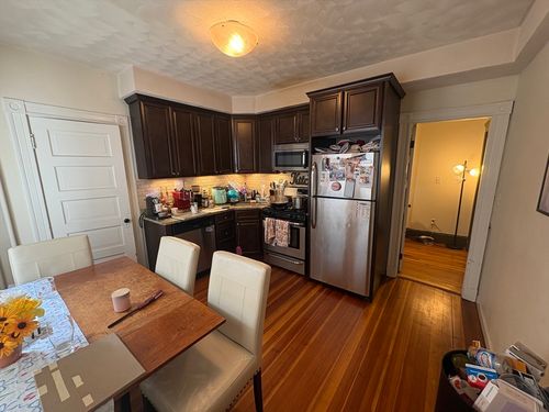 1-352 Main St, Medford, MA, 02155 | Card Image