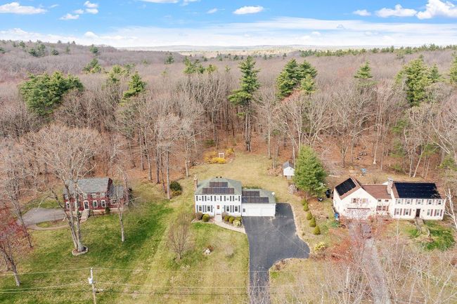 13 Brier Ln, House other with 3 bedrooms, 3 bathrooms and null parking in Derry NH | Image 4