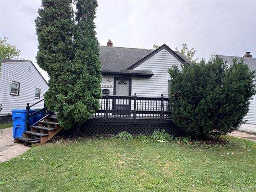 11096 Jewett Ave, Warren, MI, 48089-1704 | Card Image