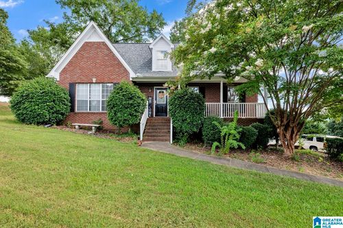 98 Greystone Dr, ONEONTA, AL, 35121-7082 | Card Image