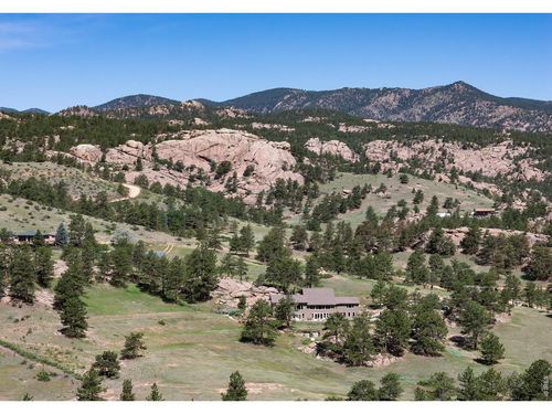 300 Colard Ln, Lyons, CO, 80540-8368 | Card Image