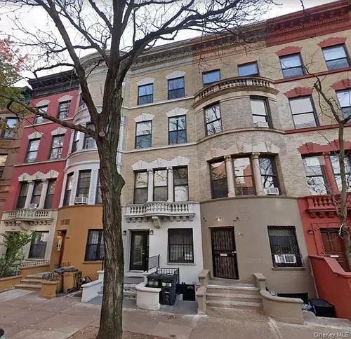 286 W 137th Street, New York, NY, 10030 | Card Image