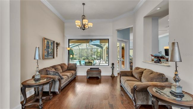 Living Room | Image 13