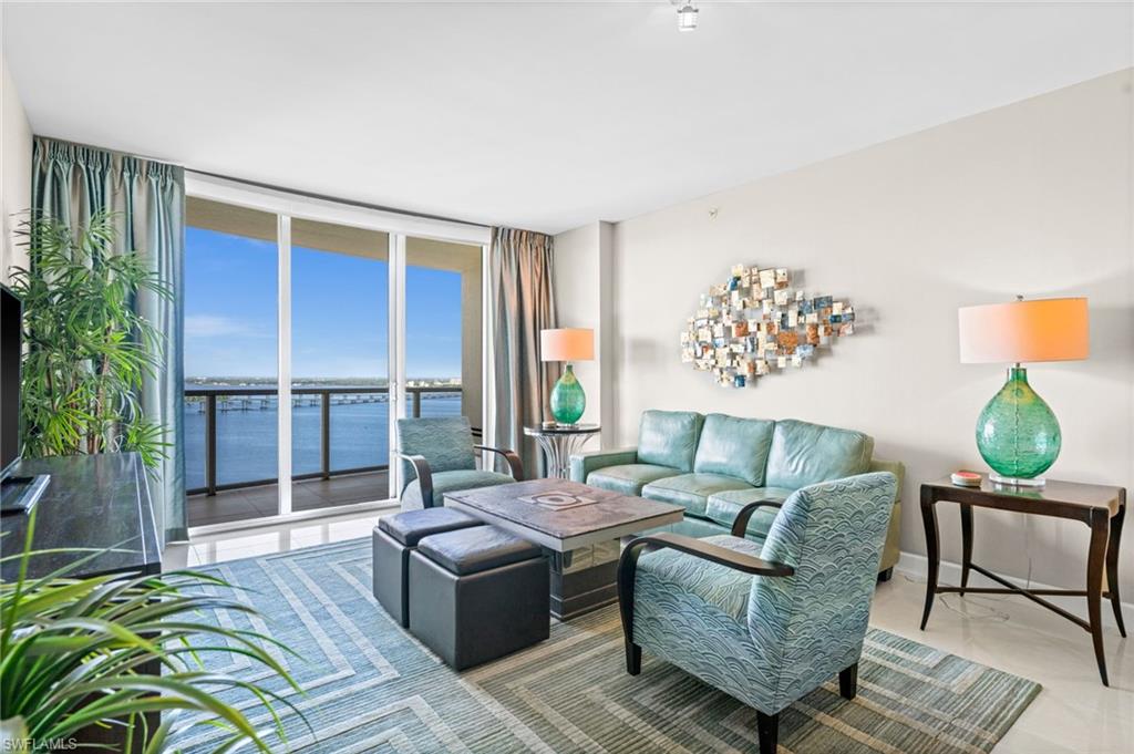 Residential in FORT MYERS 3