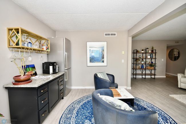 Living Room | Image 15