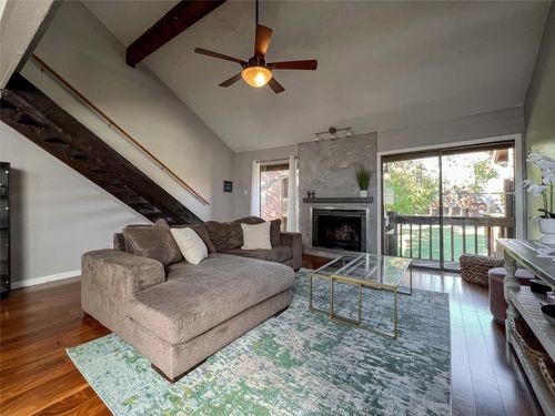 727 Davis Rd, League City, TX, 77573-2819 | Card Image