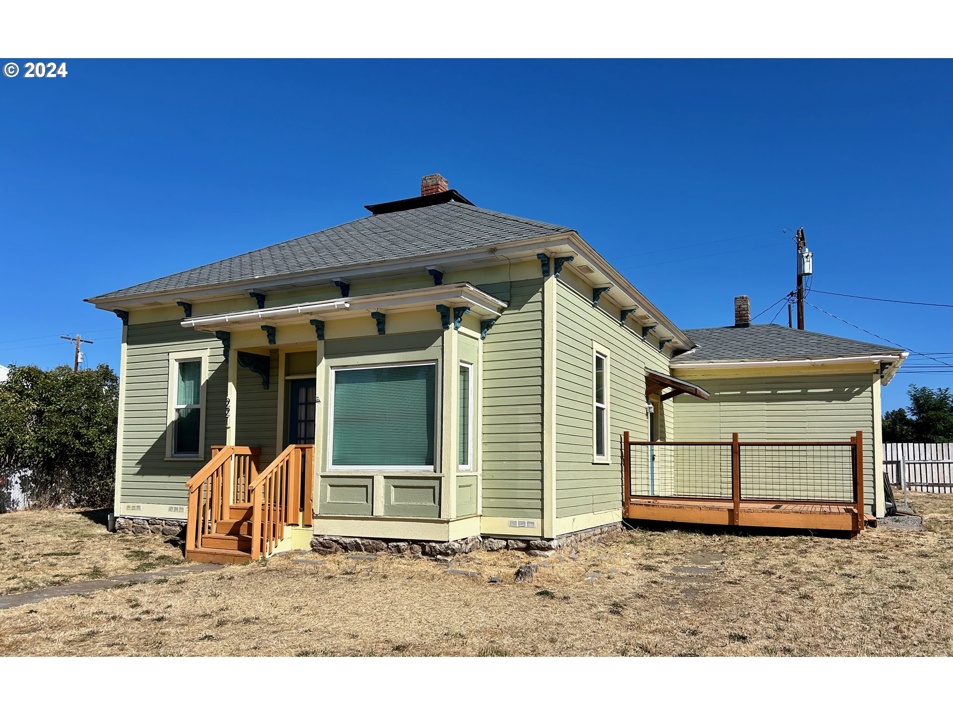 Broadway St, Goldendale, WA 98620