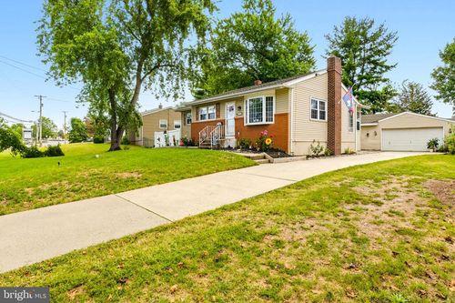 130 Greentree Rd, BLACKWOOD, NJ, 08012-1549 | Card Image