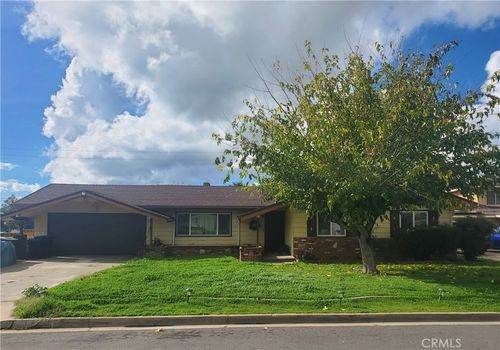 1192 Cherry Ln, Calimesa, CA, 92320-1516 | Card Image