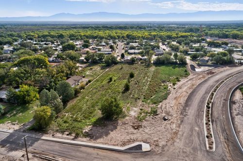 1664 Los Lentes Road Se, Los Lunas, NM, 87031 | Card Image