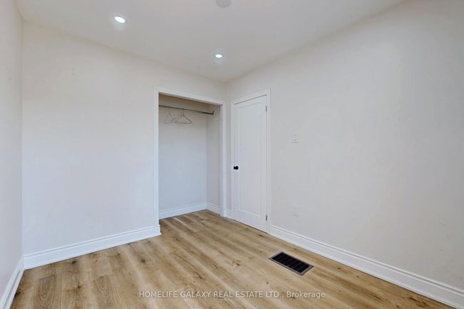 16 Queen St, House other with 2 bedrooms, 1 bathrooms and 4 parking in Ajax ON | Image 17
