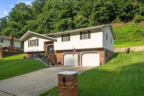 766 Lower Donnally Rd, Charleston, WV, 25304-2824 | Card Image