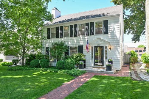 5835 N Lake Drive, Whitefish Bay, WI, 53217 | Card Image