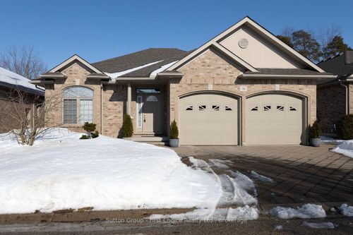 32 N Pointe Dr, Stratford, ON, N5A8C3 | Card Image