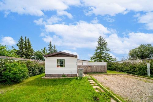 517 2 Ave Crescent, Wainwright, AB, T9W1A3 | Card Image
