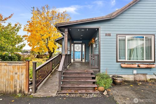 998 State Route 6, Raymond, WA, 98577-8903 | Card Image