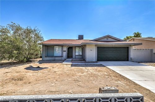 5520 Spencer St, Las Vegas, NV, 89119-2730 | Card Image