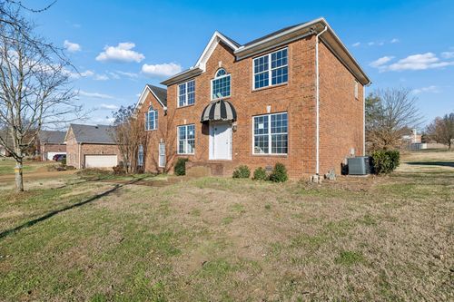 138 Huntington Pl, Hendersonville, TN, 37075-8564 | Card Image
