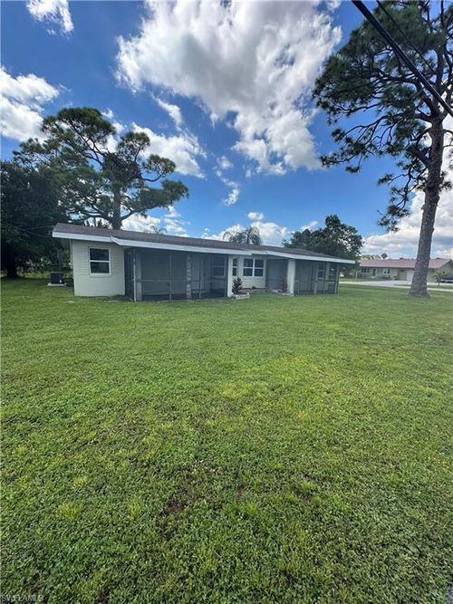 1111 Palm Ave, NORTH FORT MYERS, FL, 33903-4350 | Card Image