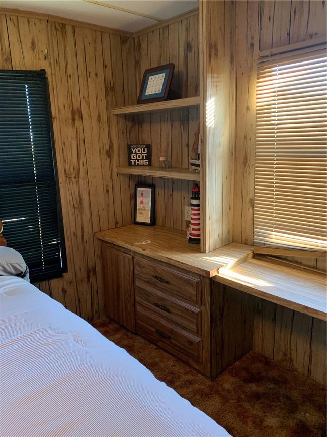 911 N 15 Th St, House other with 2 bedrooms, 2 bathrooms and null parking in Port O Connor TX | Image 19