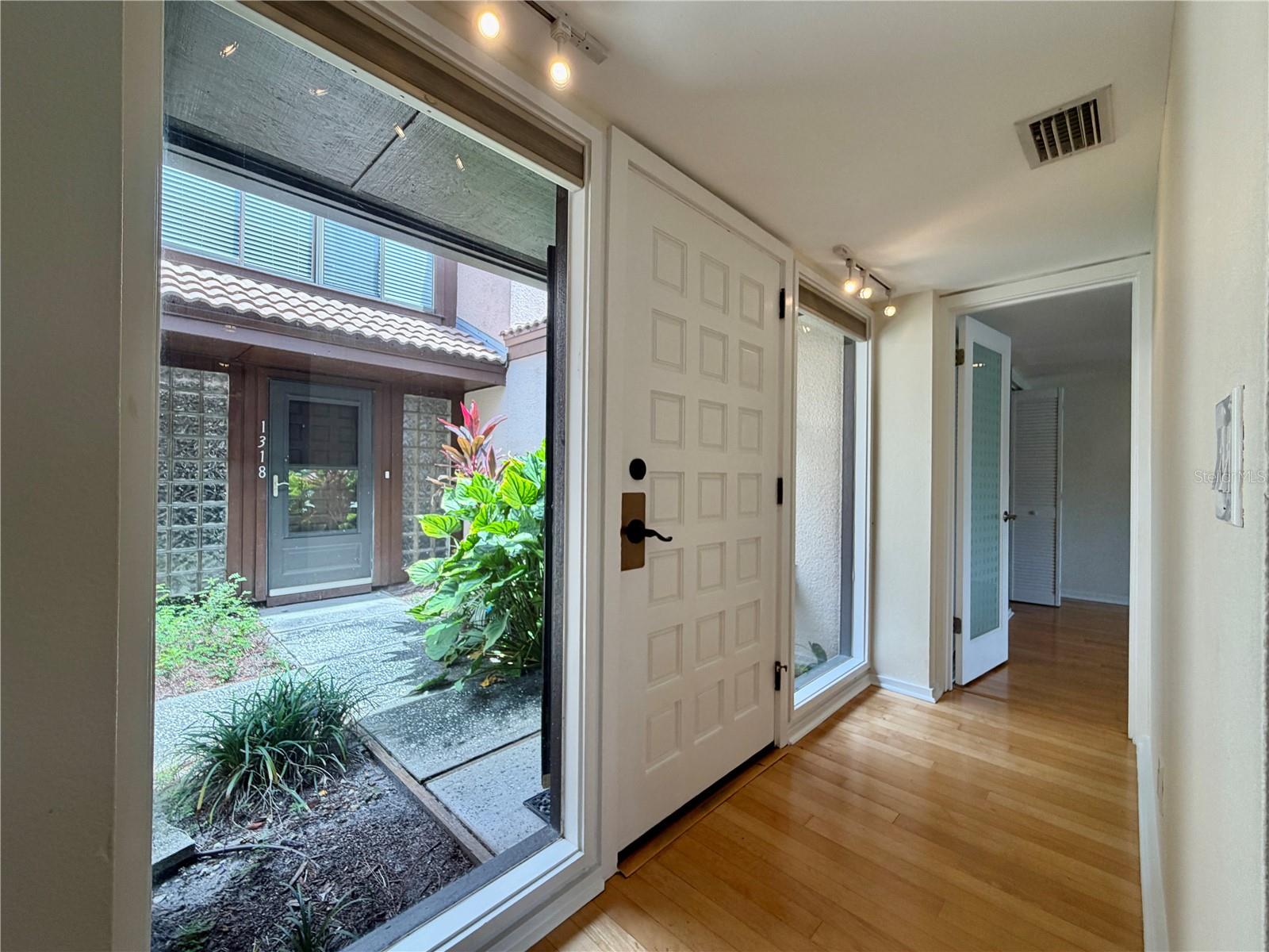 Residential Lease in ST PETERSBURG 3