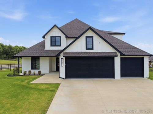 18951 E Orchard Cir, Catoosa, OK, 74015-6571 | Card Image