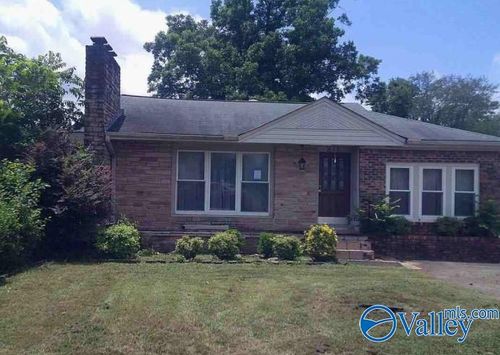 817 E 16th Street, Sheffield, AL, 35660 | Card Image