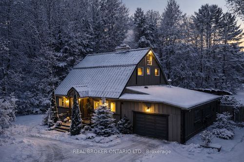 3686 Agnew Rd, Washago, ON, L0K2B0 | Card Image