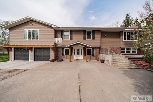 1036 N 1100 E, Shelley, ID, 83274-5324 | Card Image