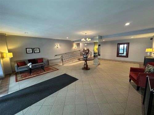 1m-241 Northern Blvd, Douglaston, NY, 11362 | Card Image