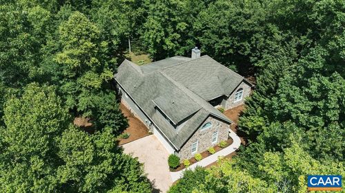 267 Cedar Glen Close, NELLYSFORD, VA, 22958-2350 | Card Image