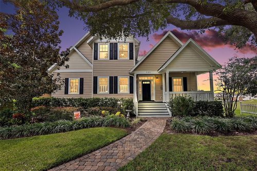 580 W 10th Ave, Mount Dora, FL, 32757-4229 | Card Image