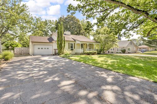 1603 Park Road, Jackson, MI, 49203 | Card Image