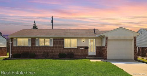 34073 Mcbride St, Romulus, MI, 48174-3411 | Card Image