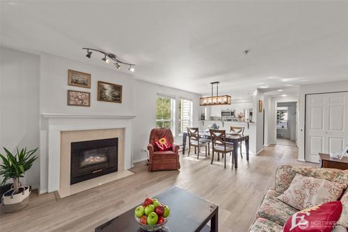 4423 249th Ter Se, Issaquah, WA, 98029 | Card Image