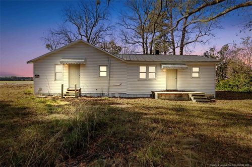 1055 Old Fayetteville Rd, Salemburg, NC, 28385-9006 | Card Image