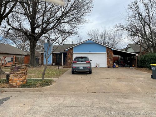 17703 S Tacoma Street, Mounds, OK, 74047 | Card Image