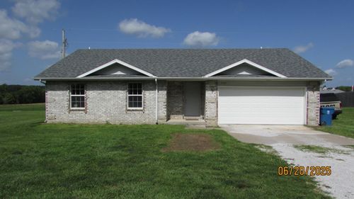 17785 Lawrence 1232, Marionville, MO, 65705-8103 | Card Image