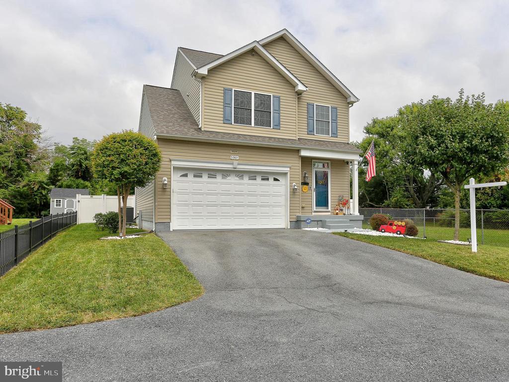 Lynbrook Rd, Brooklyn, MD 21225