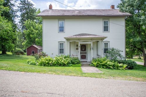204 W 4th St, Zoar, OH, 44697-9504 | Card Image