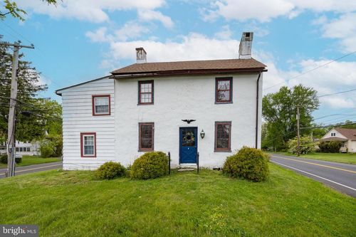 664 Old Lincoln Hwy, LANGHORNE, PA, 19047-2669 | Card Image