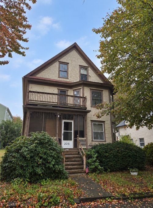 225 Fairmont Ave, Worcester, MA, 01604-4710 | Card Image