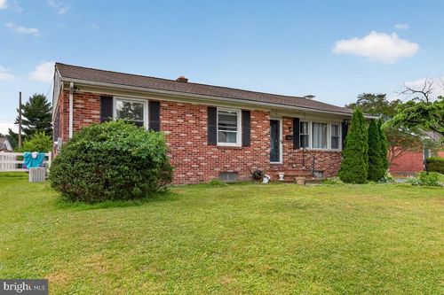 142 Casimir Dr, Historic New Castle, DE, 19720-4521 | Card Image
