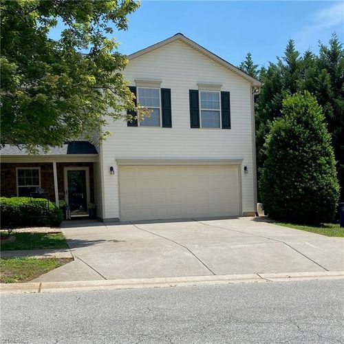 4556 Westhill Pl, Kernersville, NC, 27284-9541 | Card Image